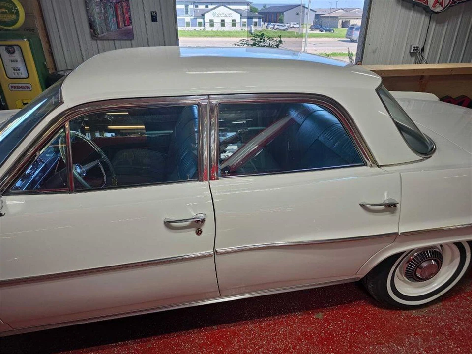 1964 Pontiac Catalina 3rd Gen - Image 6 of 31