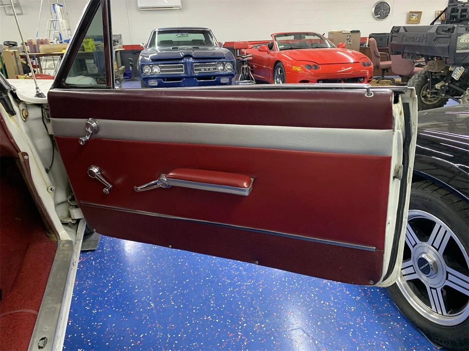 1964 Pontiac Catalina 3rd Gen - Image 7 of 20