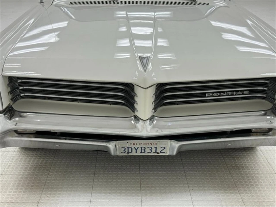 1964 Pontiac Catalina 3rd Gen - Image 9 of 31
