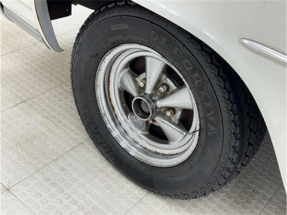 1964 Pontiac Catalina 3rd Gen - Image 12 of 31