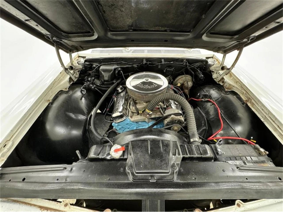 1964 Pontiac Catalina 3rd Gen - Image 28 of 31