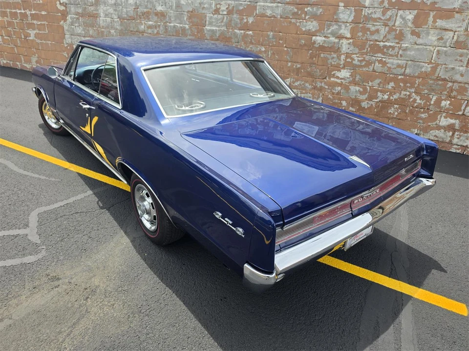 1964 Pontiac GTO 1st Gen - Image 10 of 31
