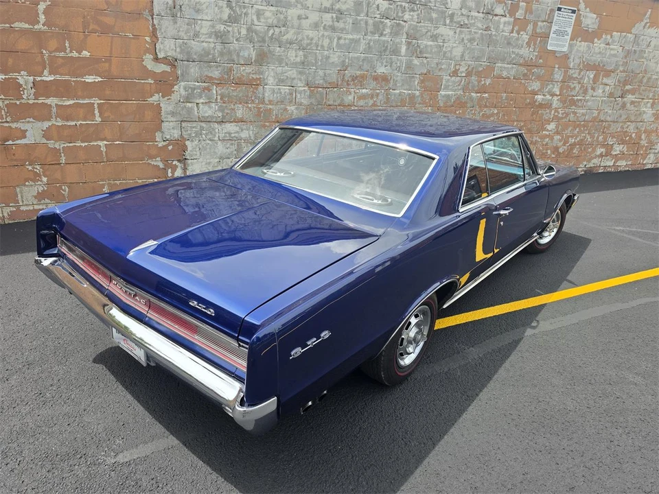 1964 Pontiac GTO 1st Gen - Image 20 of 31
