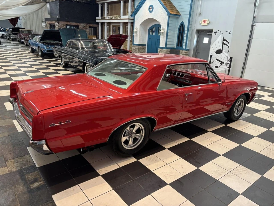 1964 Pontiac GTO 1st Gen - Image 9 of 31