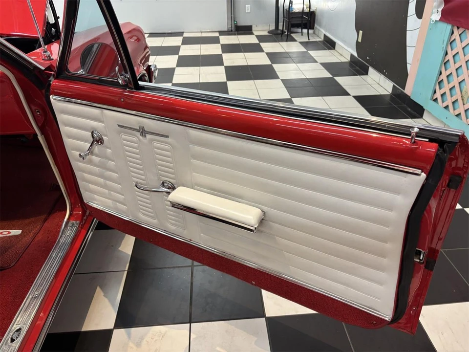 1964 Pontiac GTO 1st Gen - Image 18 of 31