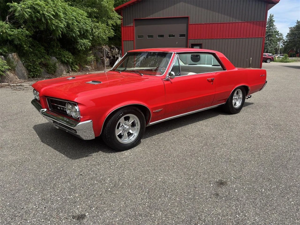 1964 Pontiac GTO 1st Gen - Image 3 of 31