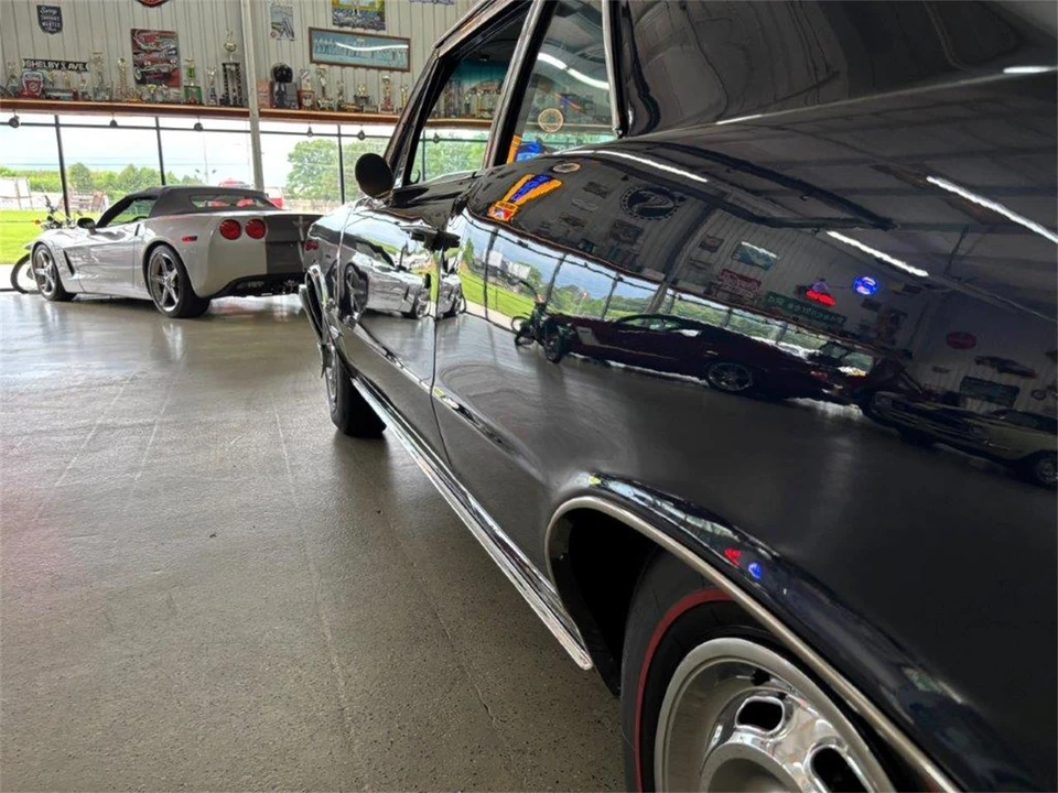 1964 Pontiac GTO 1st Gen - Image 18 of 31