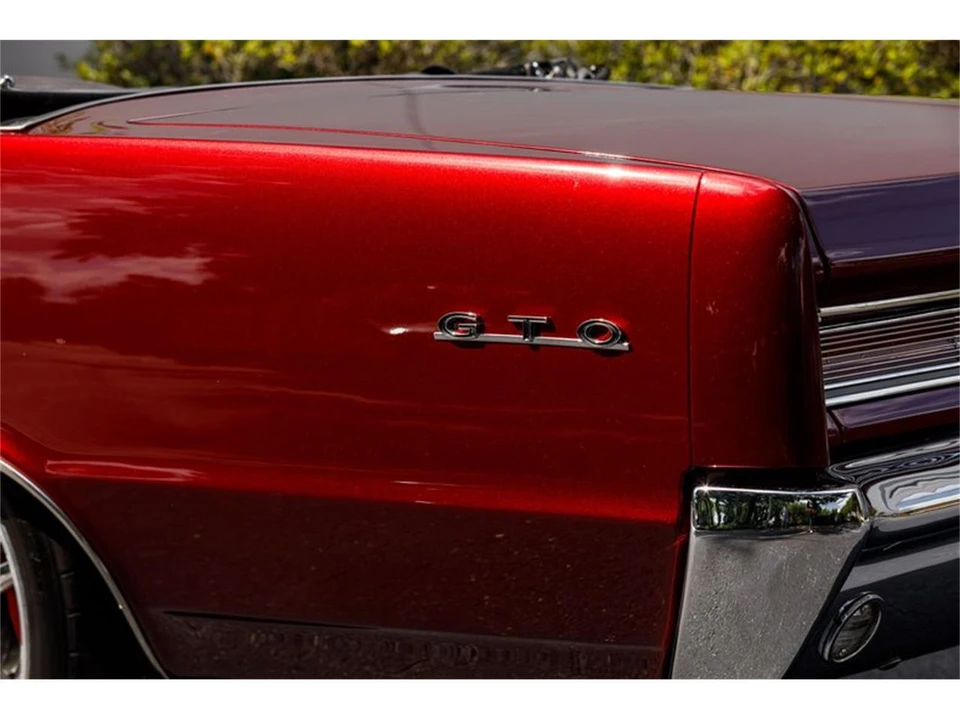 1964 Pontiac GTO 1st Gen - Image 17 of 31