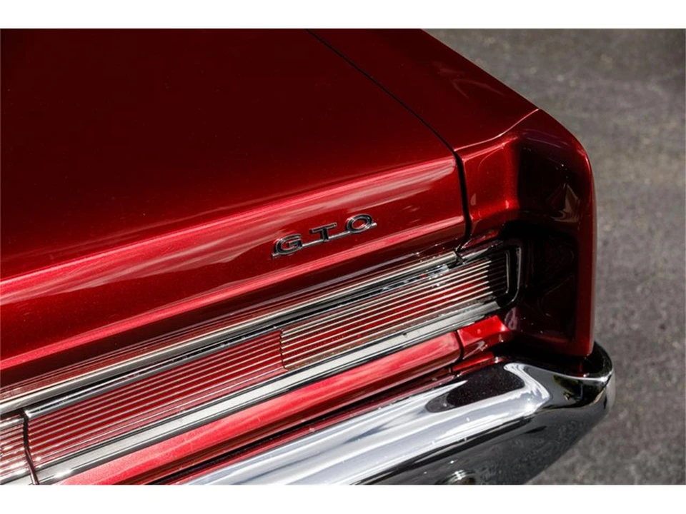 1964 Pontiac GTO 1st Gen - Image 18 of 31