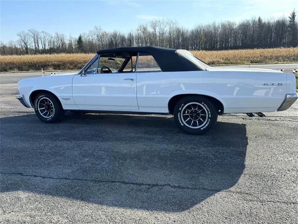 1964 Pontiac GTO 1st Gen - Image 12 of 31
