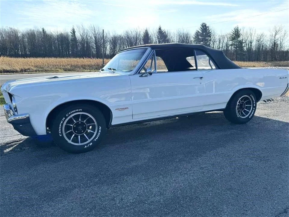 1964 Pontiac GTO 1st Gen - Image 11 of 31
