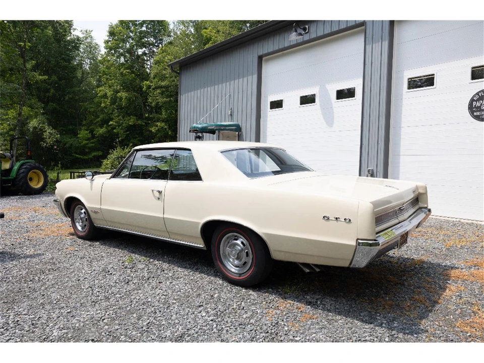 1964 Pontiac GTO 1st Gen - Image 10 of 31