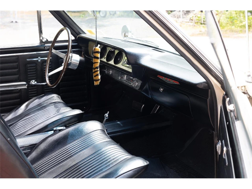 1964 Pontiac GTO 1st Gen - Image 21 of 31