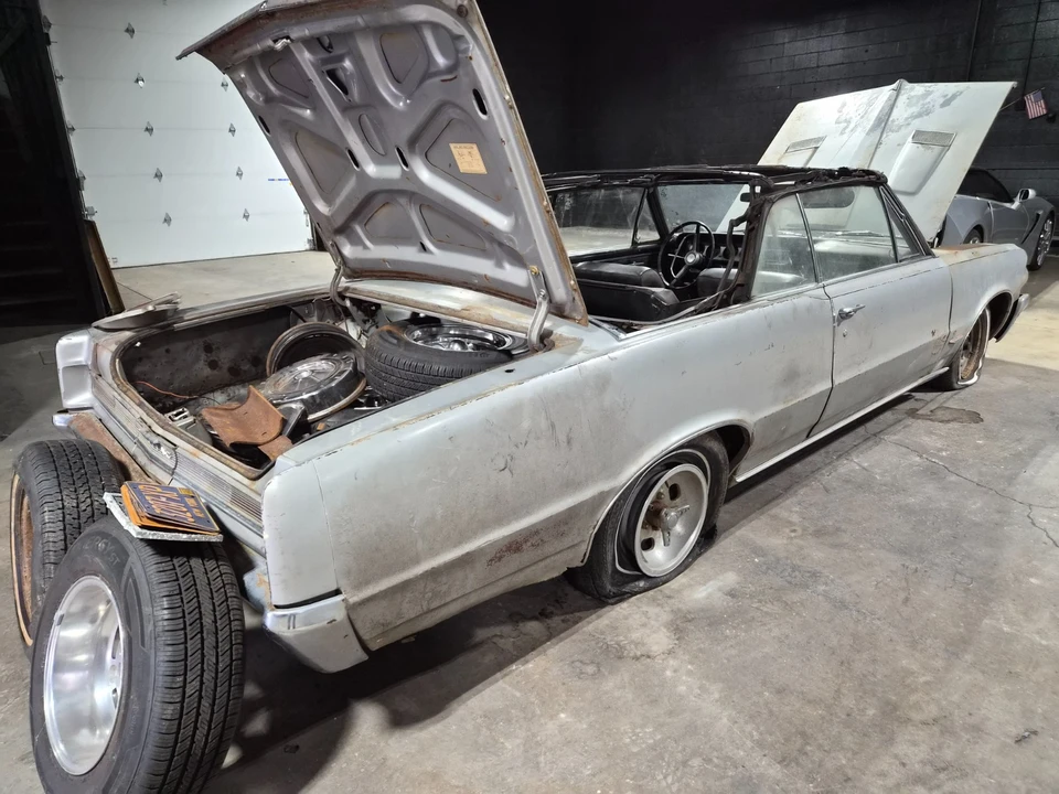 1964 Pontiac GTO 1st Gen - Image 12 of 20