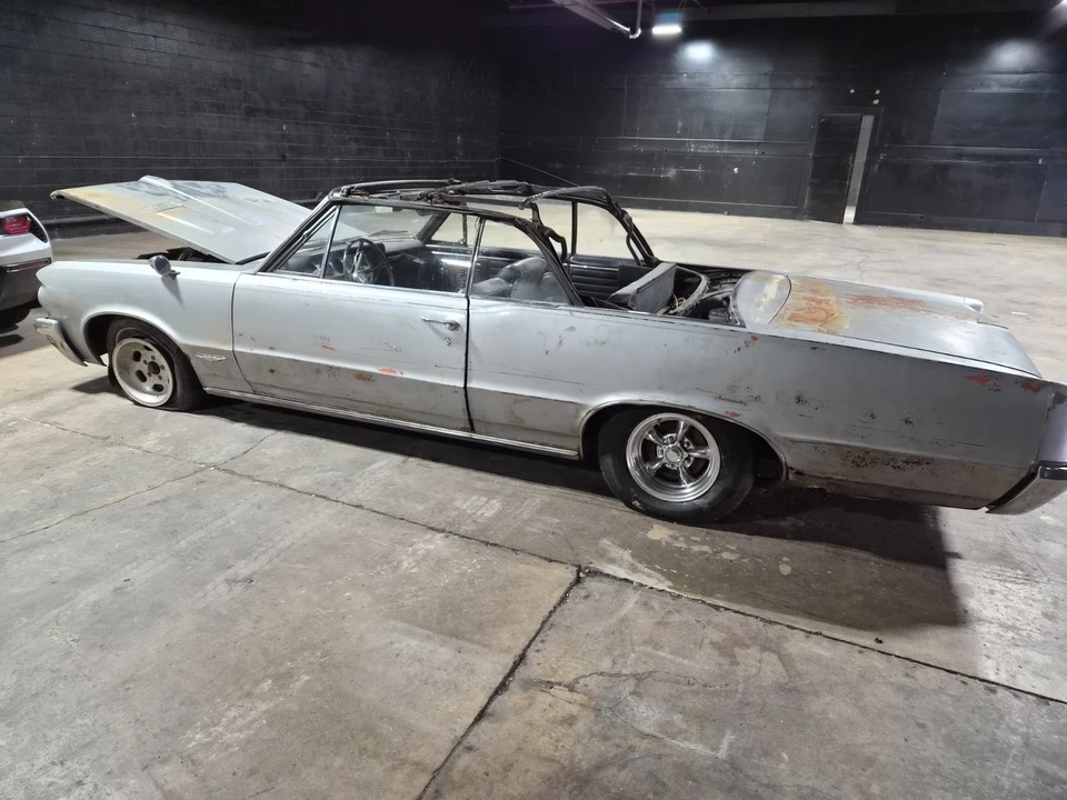1964 Pontiac GTO 1st Gen - Image 2 of 20