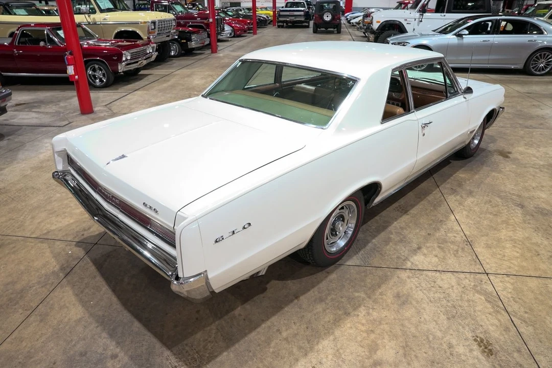 1964 Pontiac GTO 1st Gen - Image 9 of 10