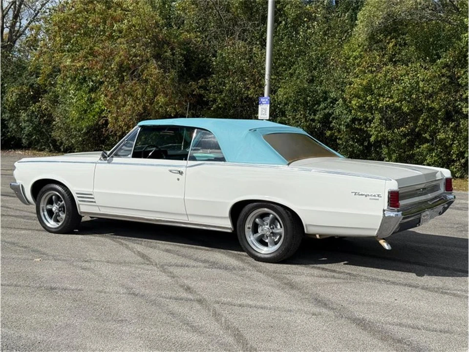 1964 Pontiac GTO 1st Gen - Image 16 of 31