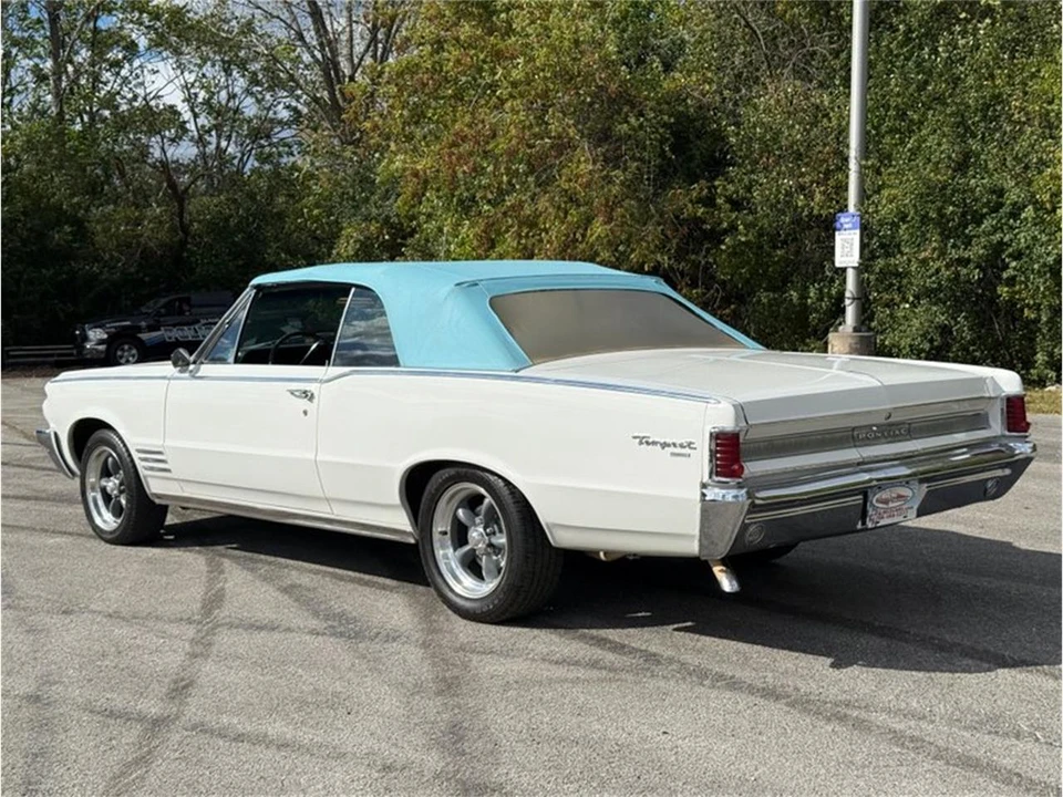 1964 Pontiac GTO 1st Gen - Image 17 of 31