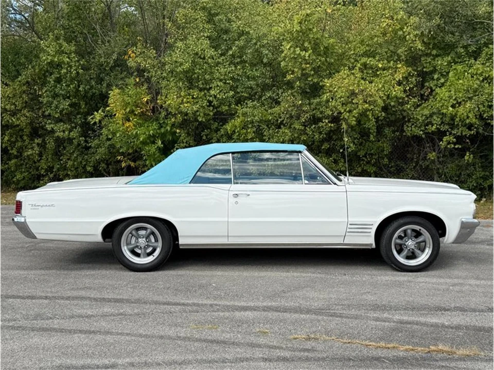 1964 Pontiac GTO 1st Gen - Image 24 of 31