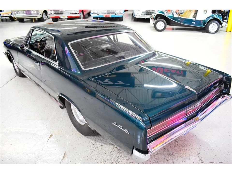 1964 Pontiac GTO 1st Gen - Image 16 of 31
