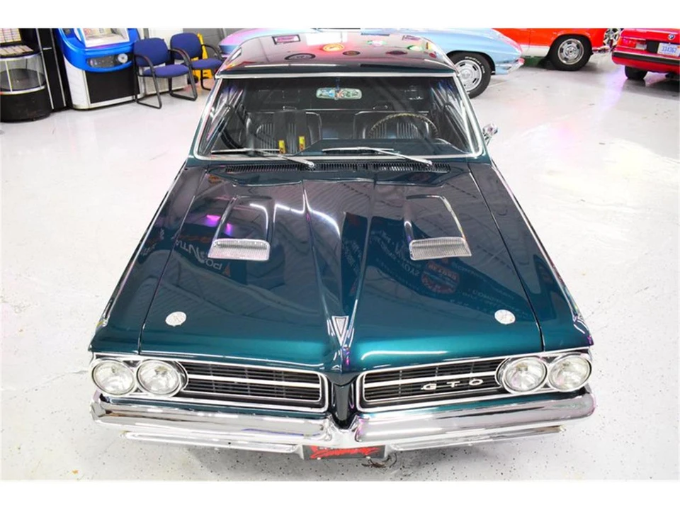 1964 Pontiac GTO 1st Gen - Image 27 of 31