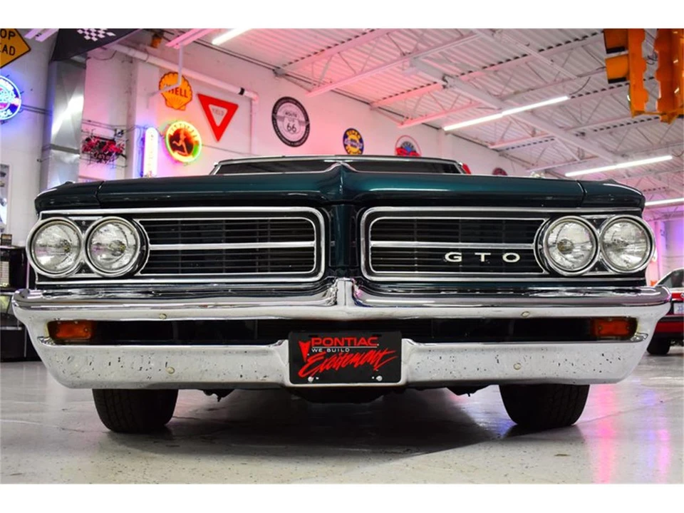 1964 Pontiac GTO 1st Gen - Image 28 of 31