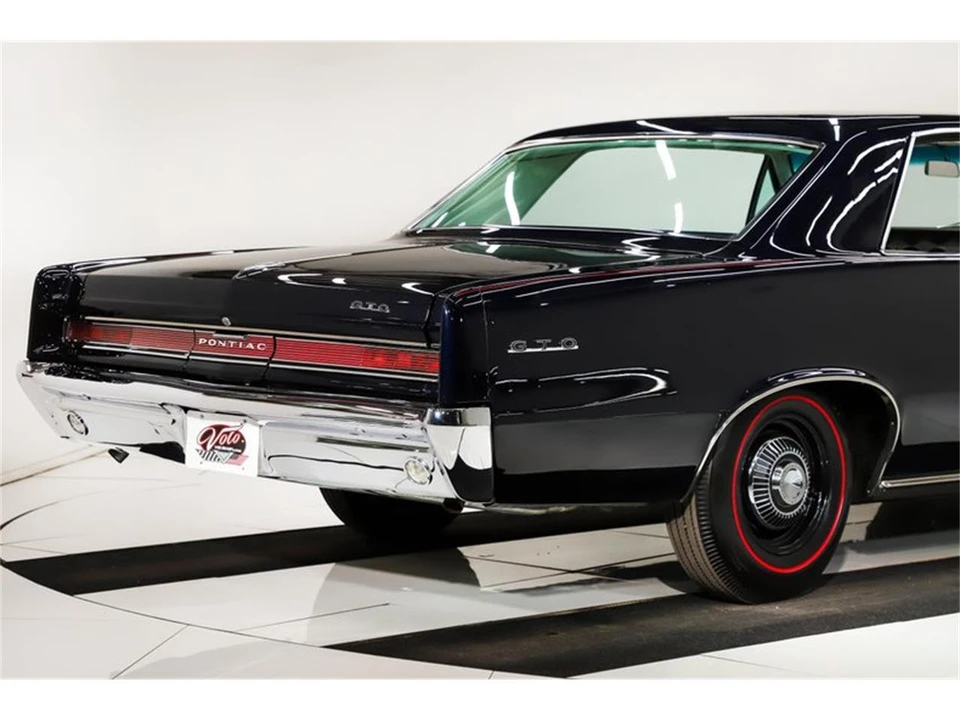 1964 Pontiac GTO 1st Gen - Image 26 of 31