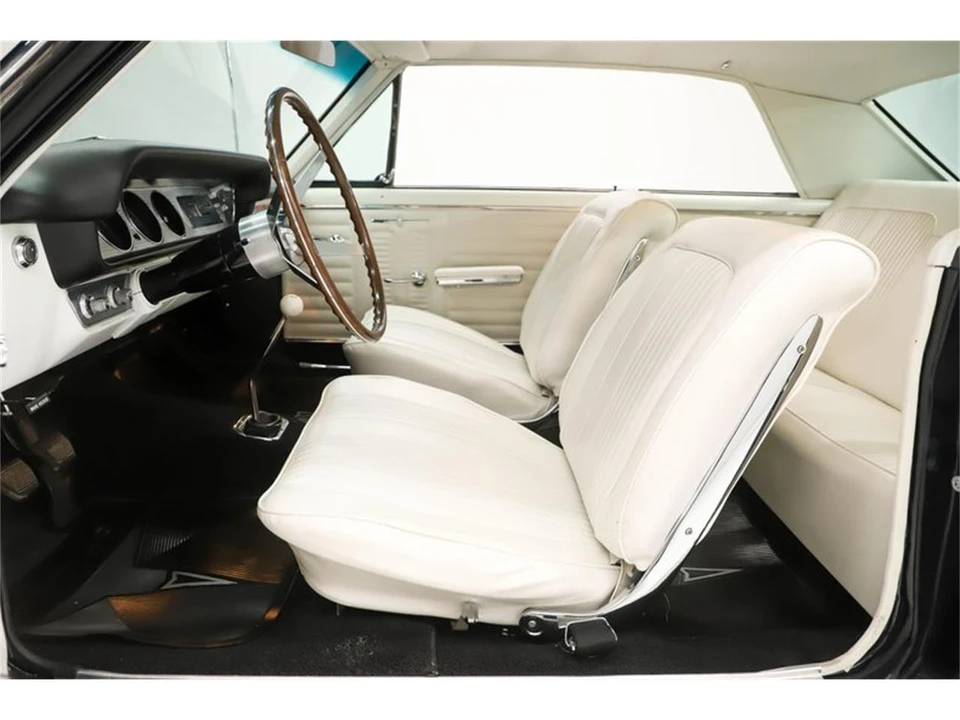 1964 Pontiac GTO 1st Gen - Image 24 of 31
