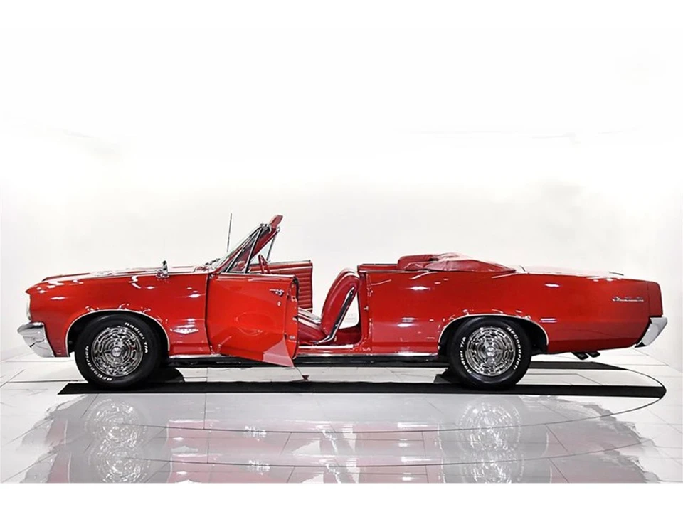 1964 Pontiac GTO 1st Gen - Image 28 of 31
