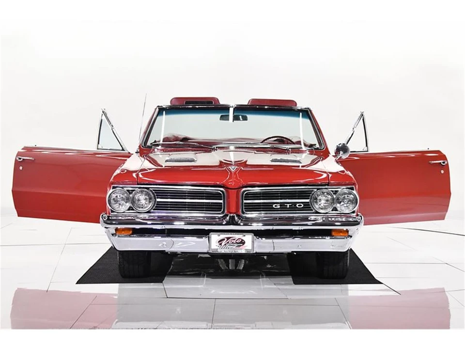 1964 Pontiac GTO 1st Gen - Image 24 of 31