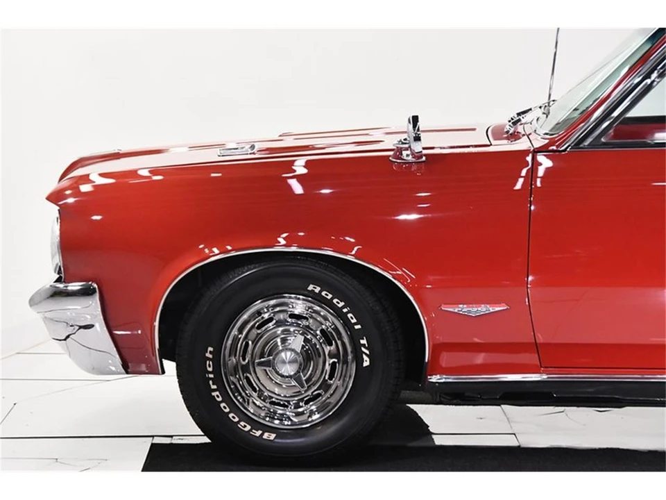 1964 Pontiac GTO 1st Gen - Image 20 of 31