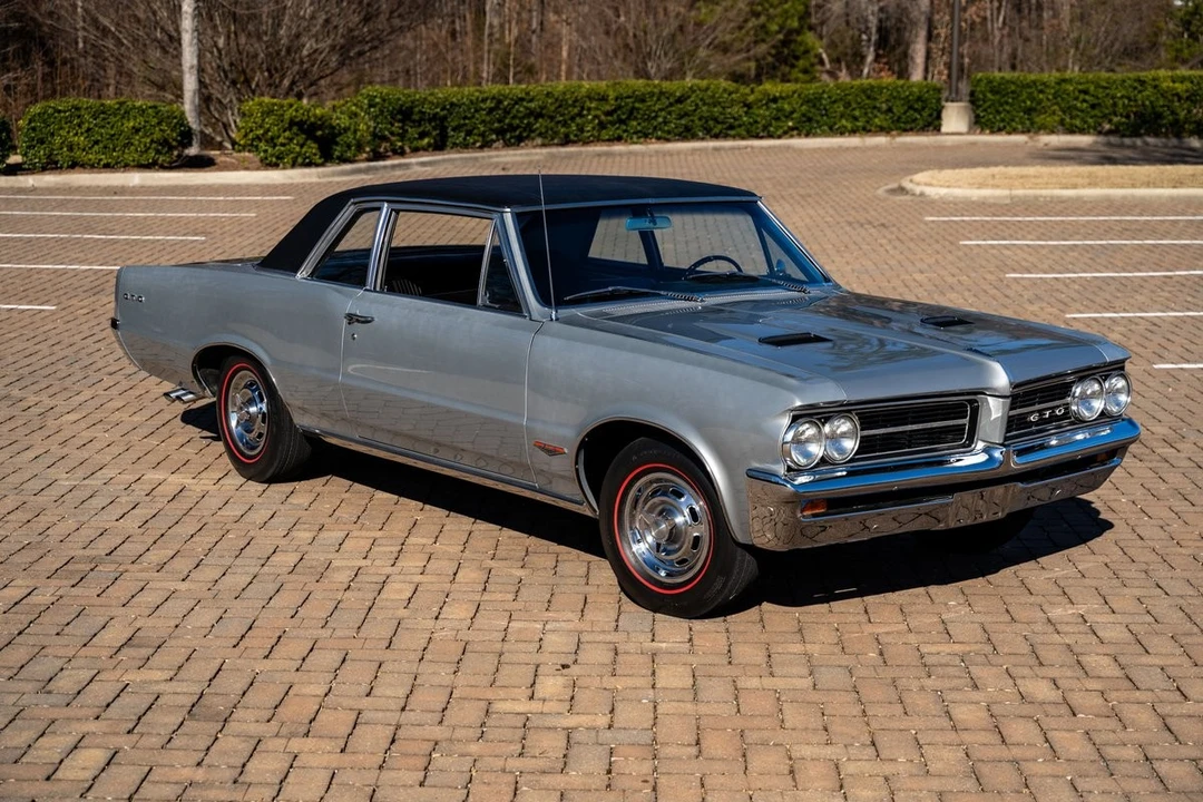 1964 Pontiac GTO 1st Gen - Image 17 of 31