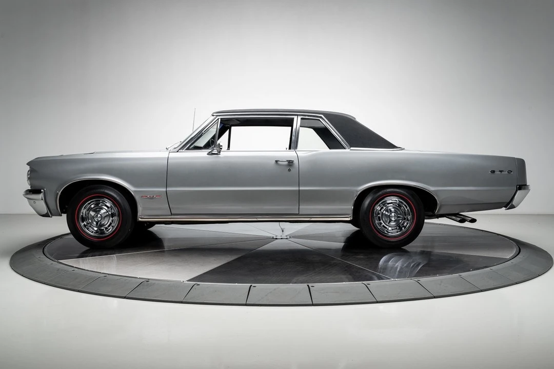 1964 Pontiac GTO 1st Gen - Image 29 of 31