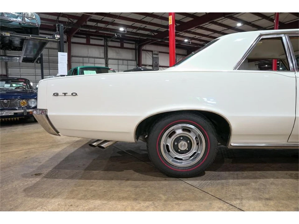 1964 Pontiac GTO 1st Gen - Image 9 of 31