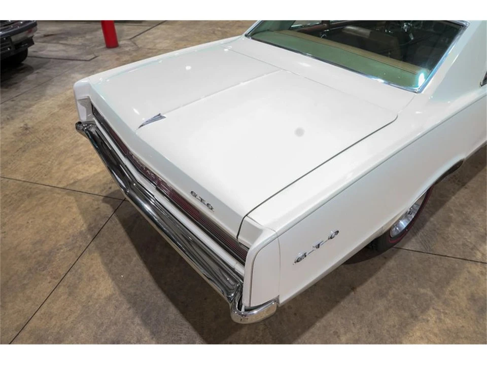 1964 Pontiac GTO 1st Gen - Image 20 of 31