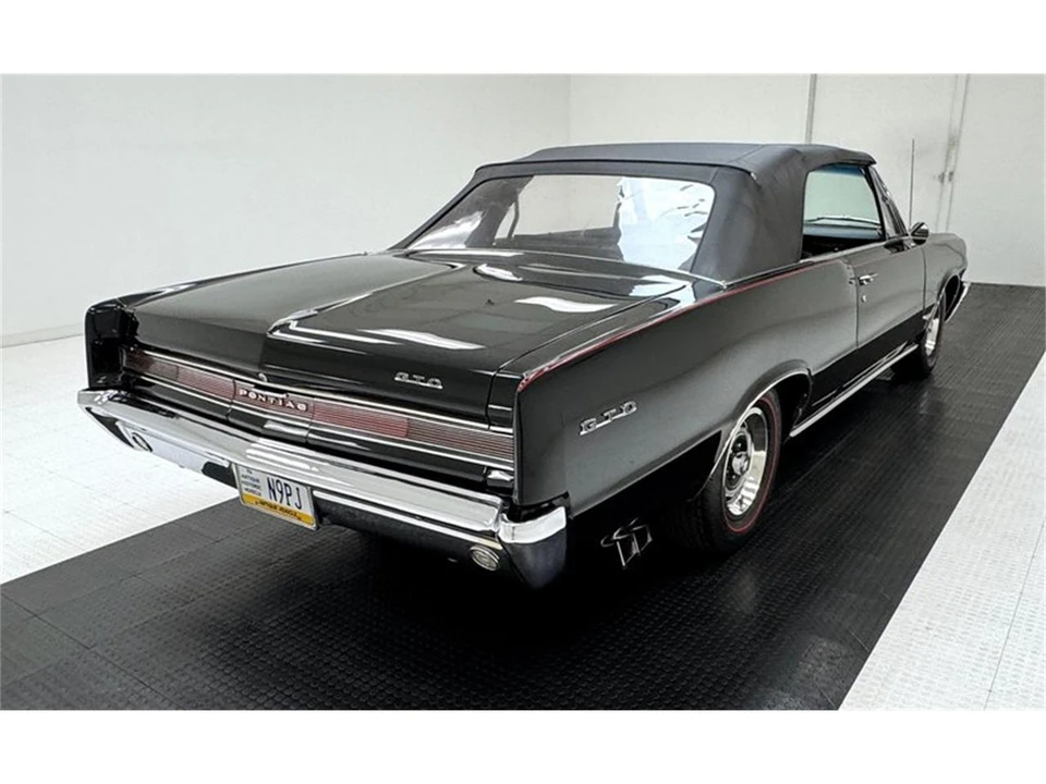1964 Pontiac GTO 1st Gen - Image 8 of 31