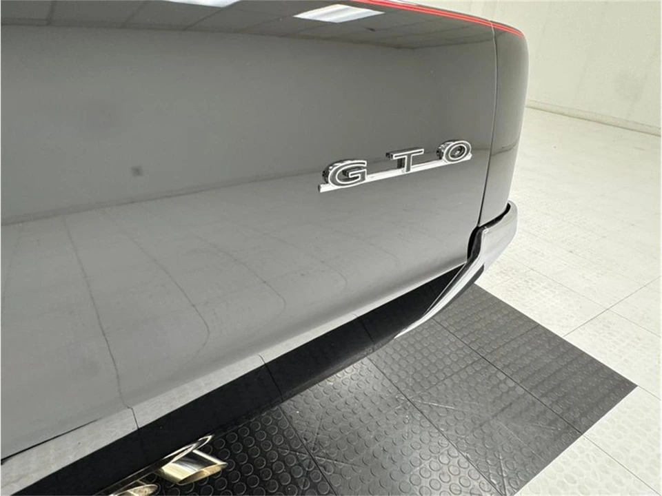 1964 Pontiac GTO 1st Gen - Image 24 of 31