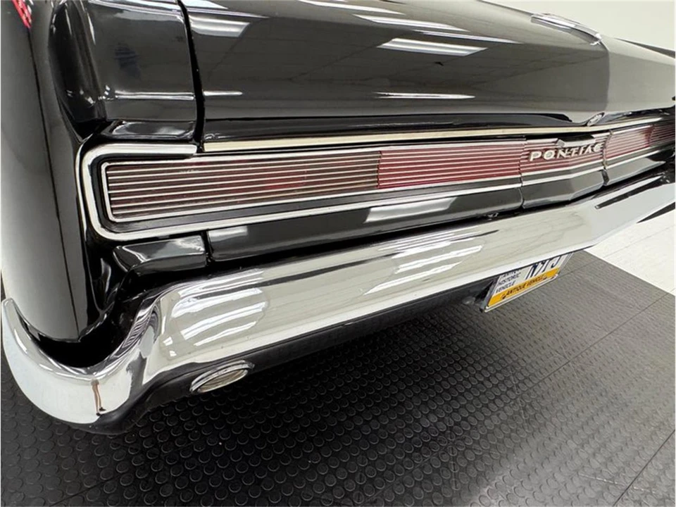 1964 Pontiac GTO 1st Gen - Image 25 of 31