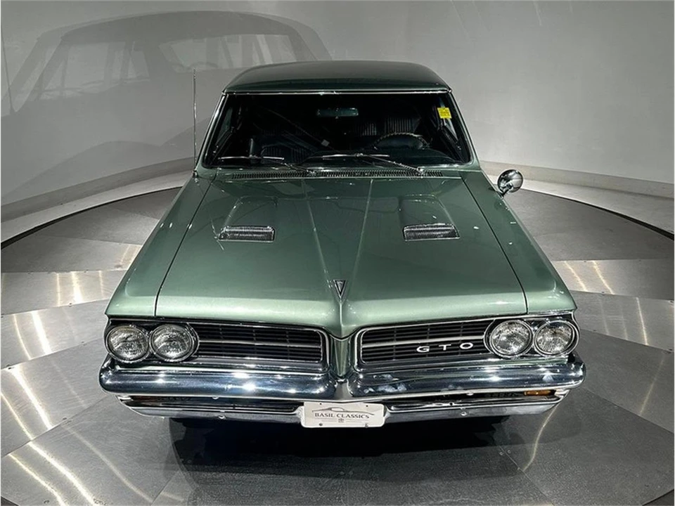 1964 Pontiac GTO 1st Gen - Image 20 of 31
