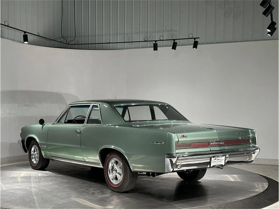 1964 Pontiac GTO 1st Gen - Image 10 of 31