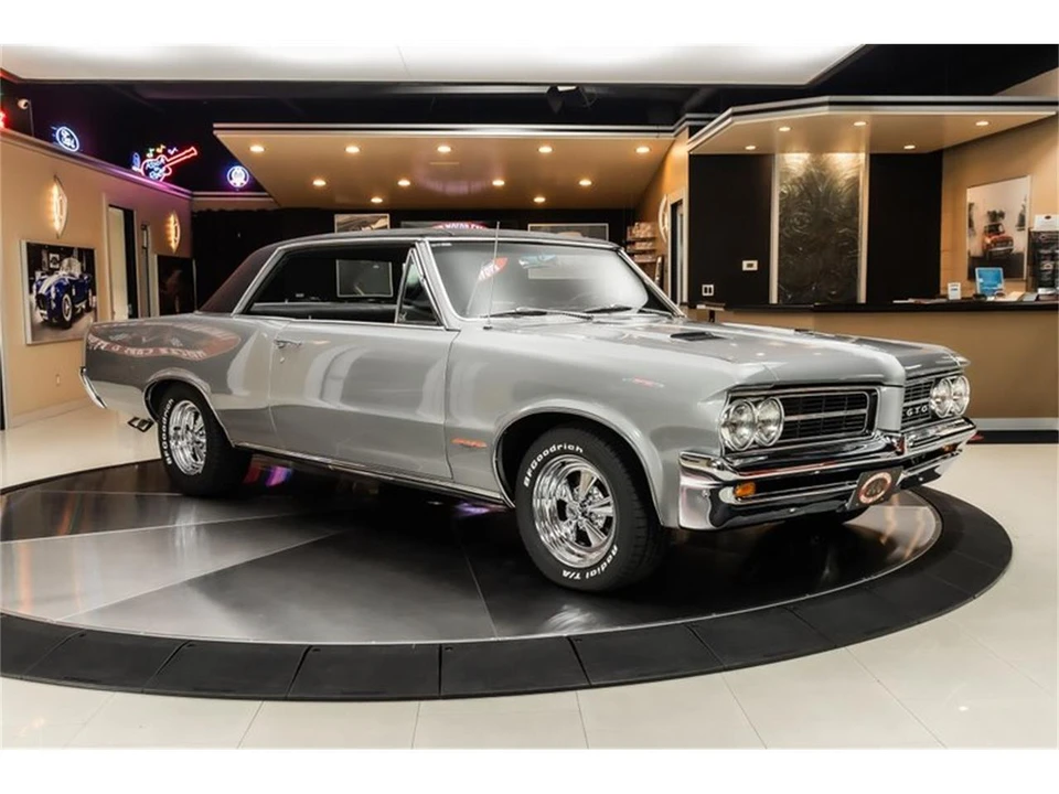 1964 Pontiac GTO 1st Gen - Image 10 of 31