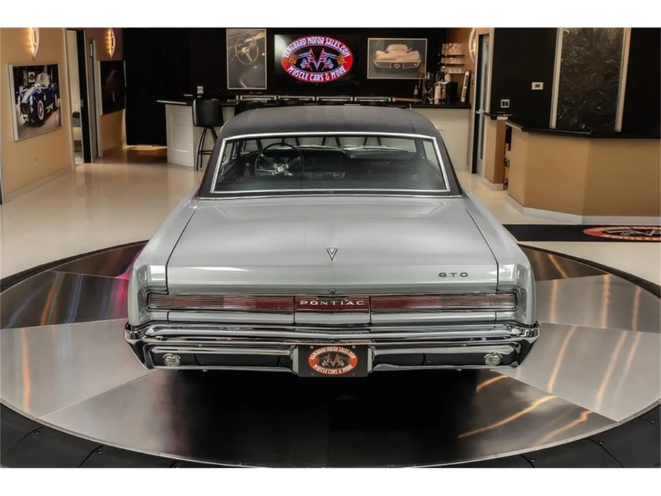 1964 Pontiac GTO 1st Gen - Image 16 of 31