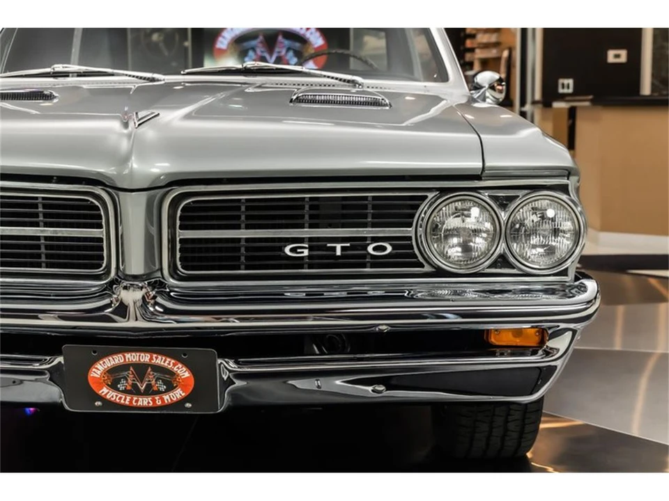 1964 Pontiac GTO 1st Gen - Image 29 of 31