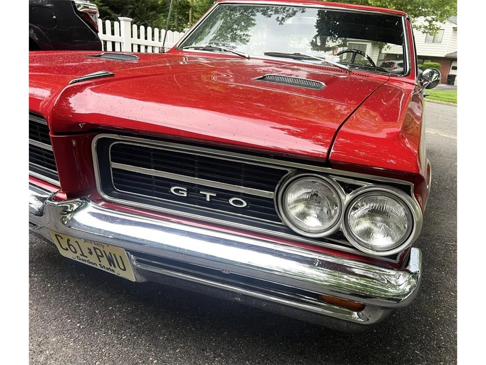 1964 Pontiac GTO 1st Gen - Image 10 of 31