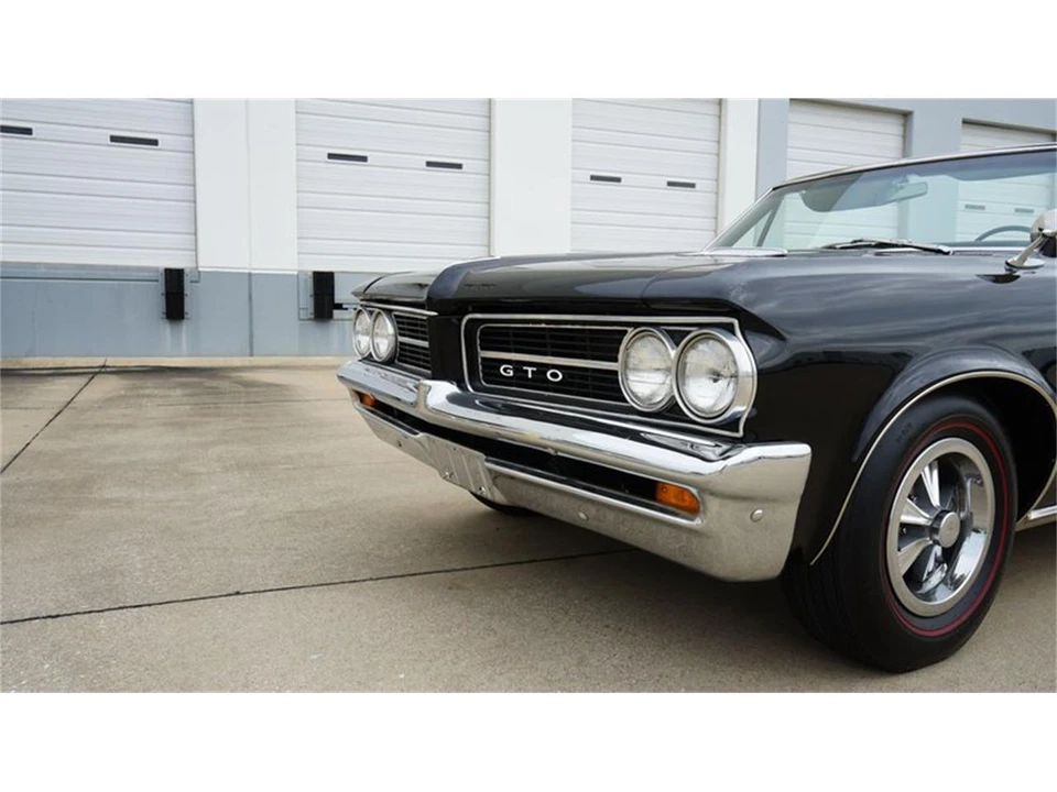 1964 Pontiac GTO 1st Gen - Image 26 of 31