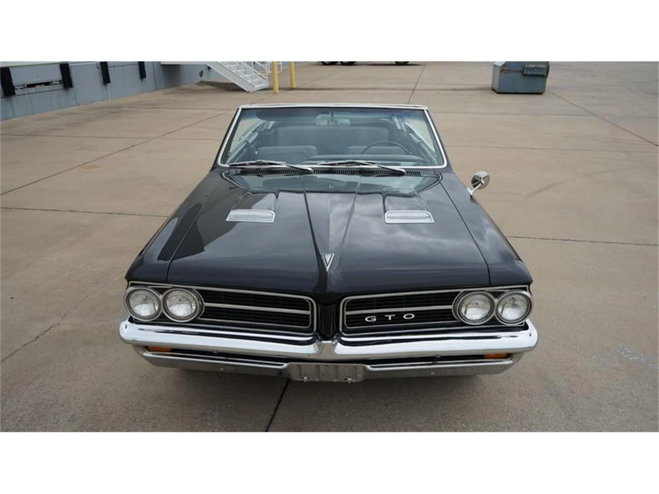 1964 Pontiac GTO 1st Gen - Image 23 of 31