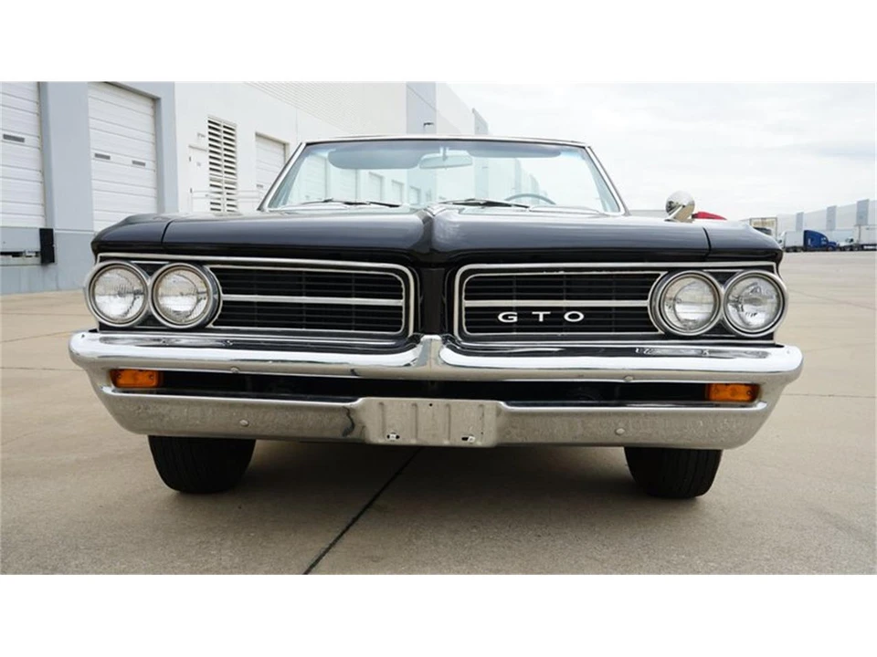 1964 Pontiac GTO 1st Gen - Image 24 of 31