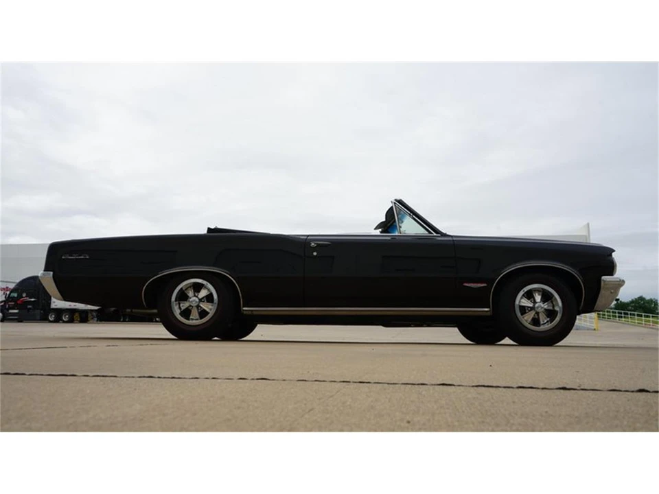 1964 Pontiac GTO 1st Gen - Image 19 of 31