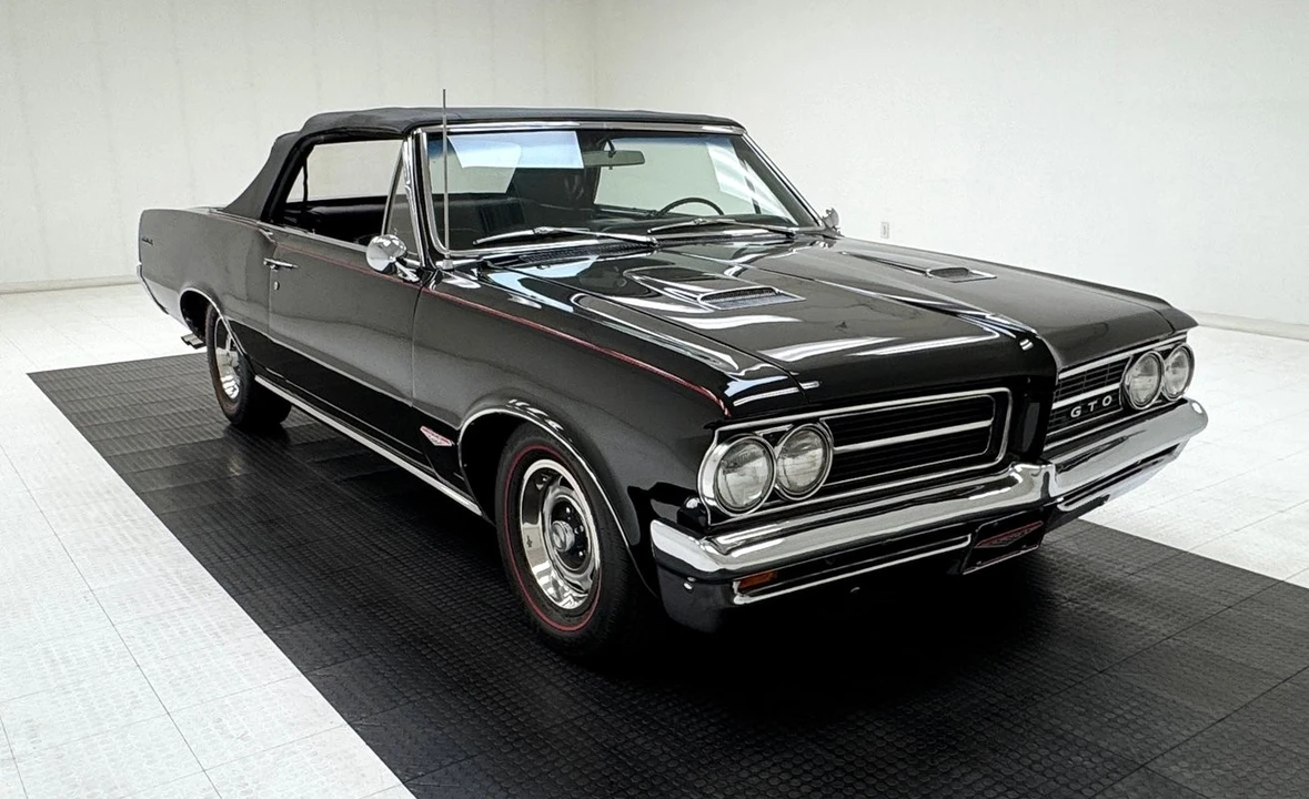 1964 Pontiac GTO 1st Gen - Image 10 of 31