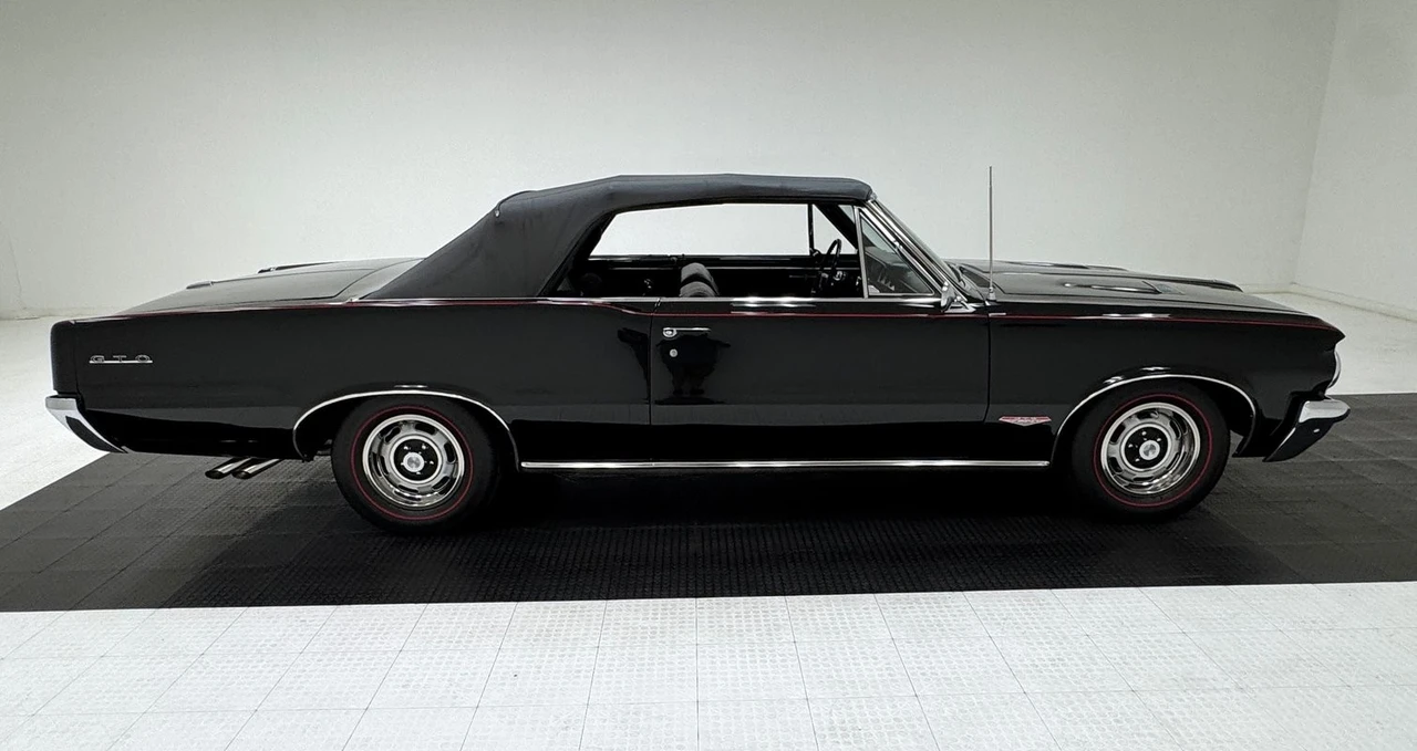 1964 Pontiac GTO 1st Gen - Image 9 of 31